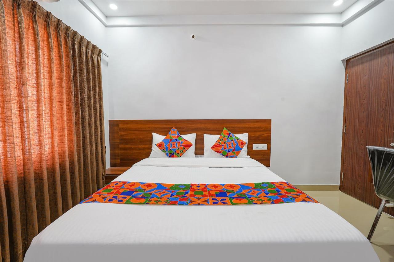 Fabhotel Whitefield Suites Bangalore Esterno foto